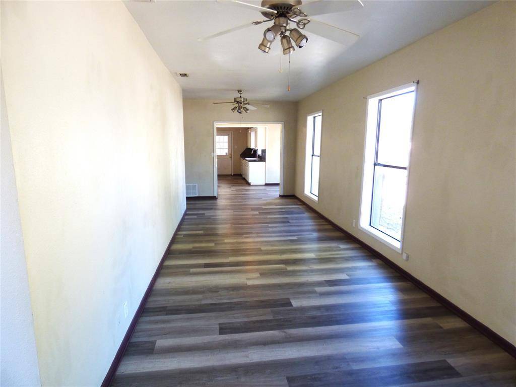 Eastland, TX 76448,103 S Oaklawn Avenue