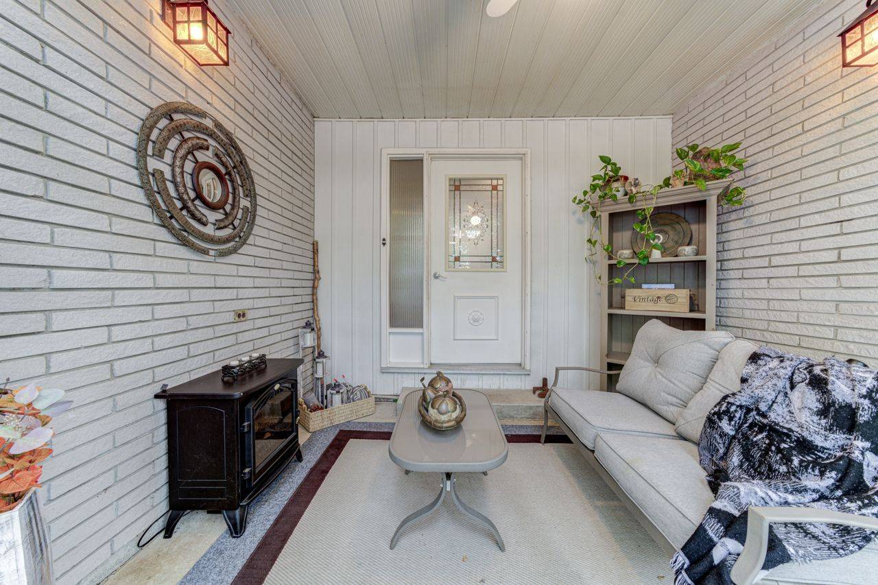 Wasaga Beach, ON L9Z 2X5,1819 River RD W