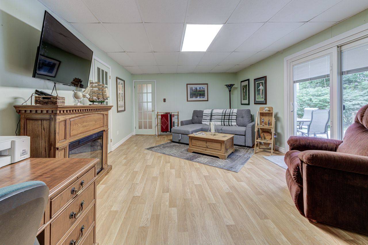 Wasaga Beach, ON L9Z 2X5,1819 River RD W