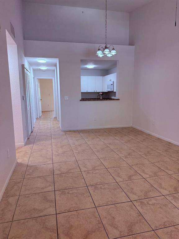 Coral Springs, FL 33065,2941 Riverside Dr #303