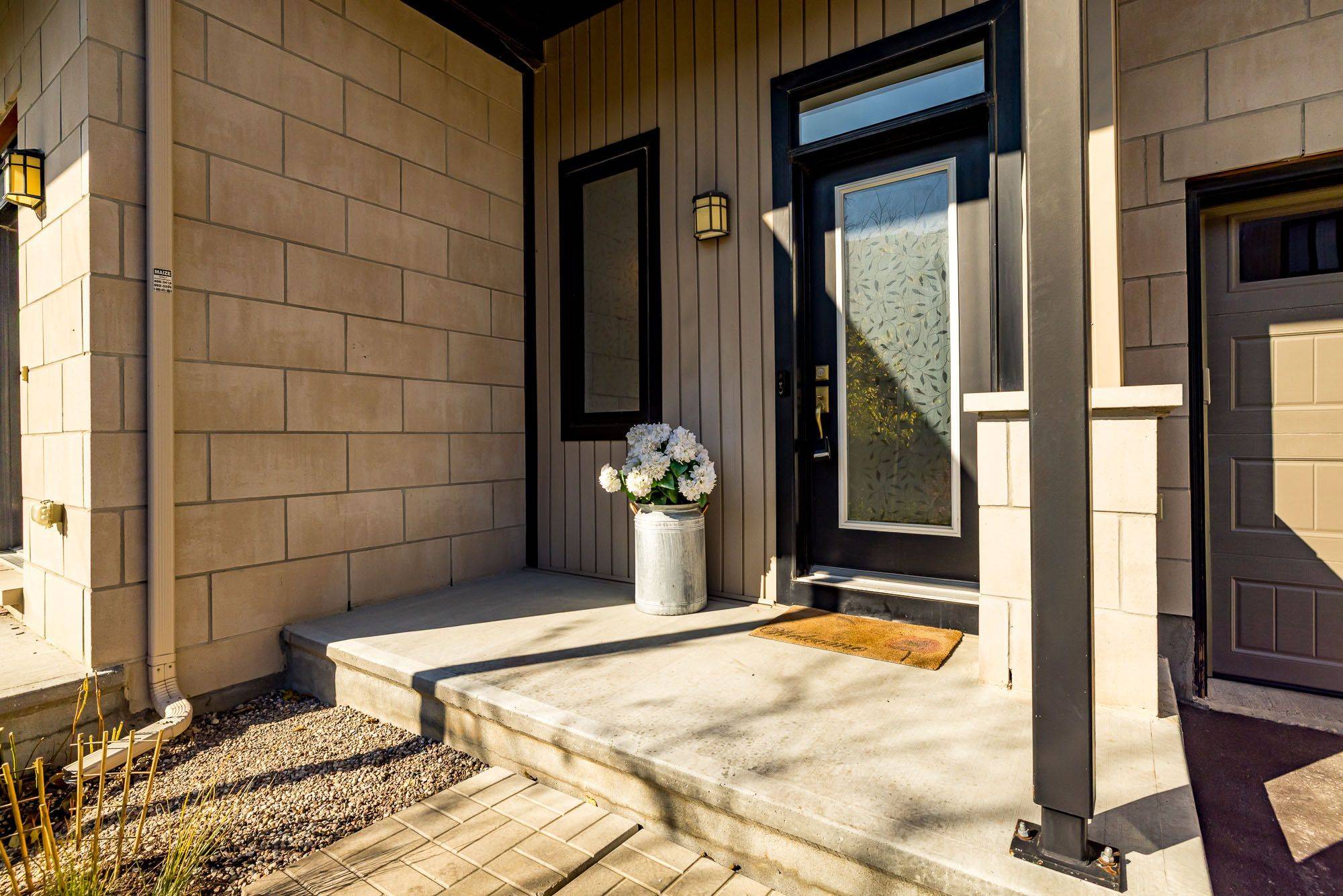 Kanata, ON K2M 0M9,505 RADIANT Private