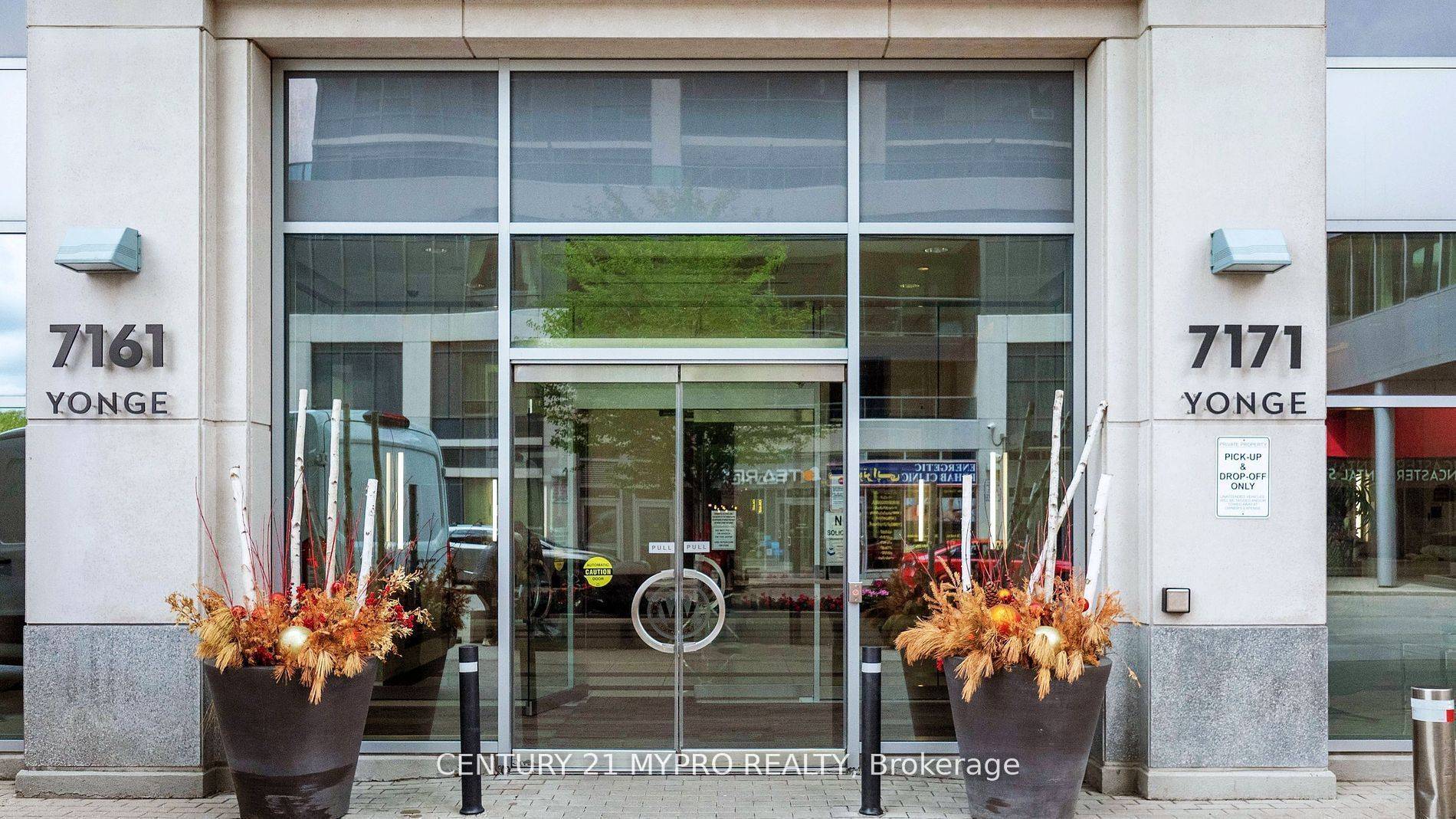 Markham, ON L3T 0C5,7171 Yonge ST N #2807