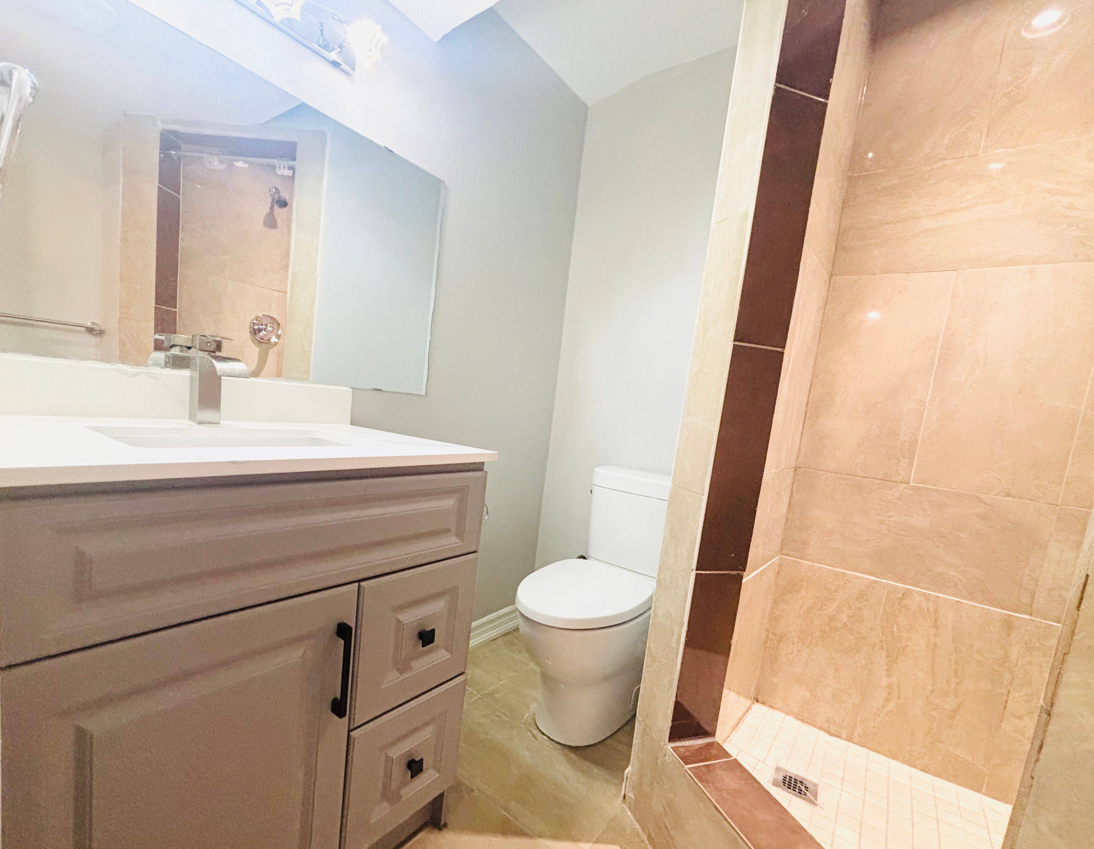 Mississauga, ON L5M 8A1,3863 Skyview ST