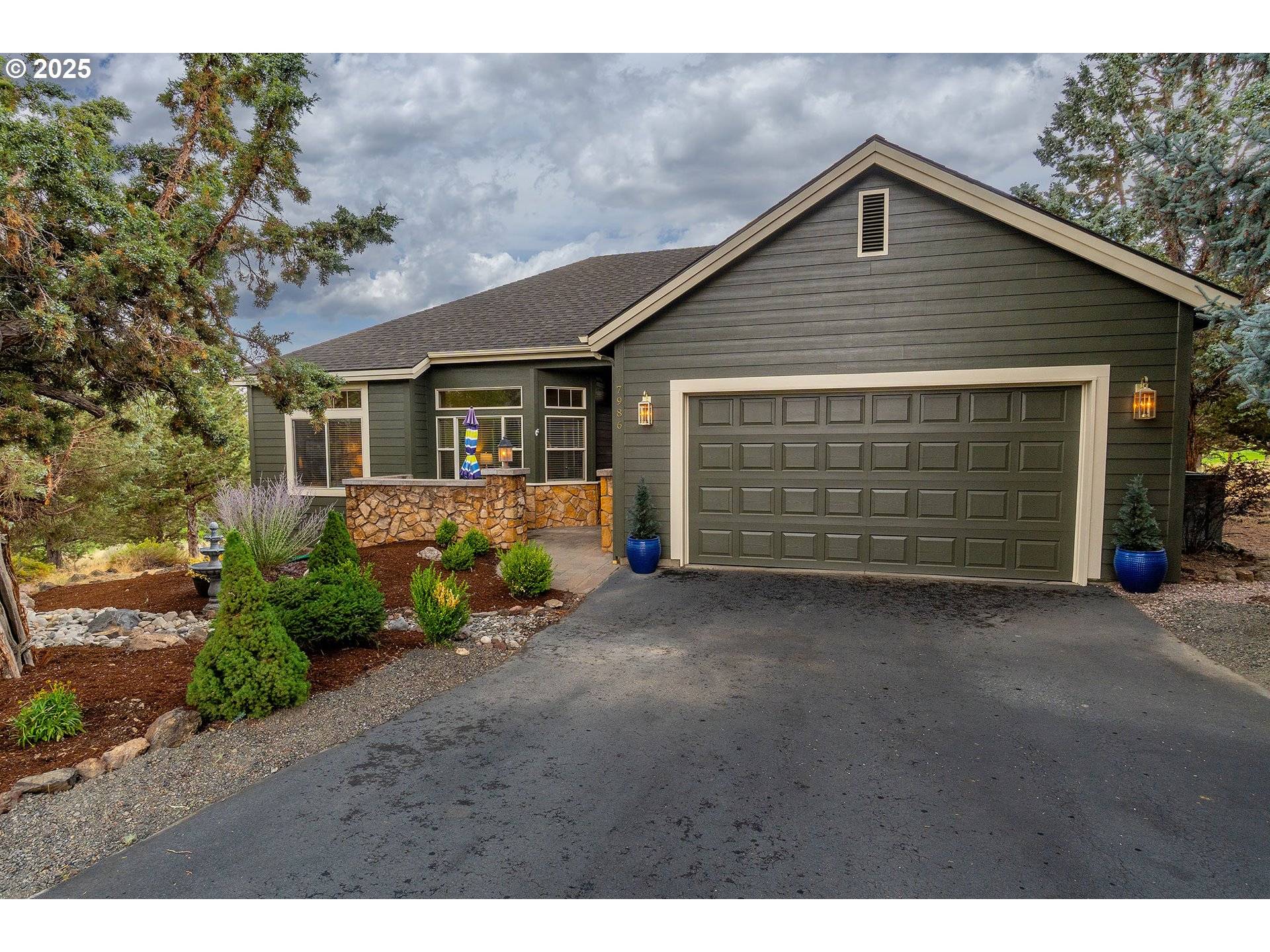 Redmond, OR 97756,7986 LITTLE FALLS CT