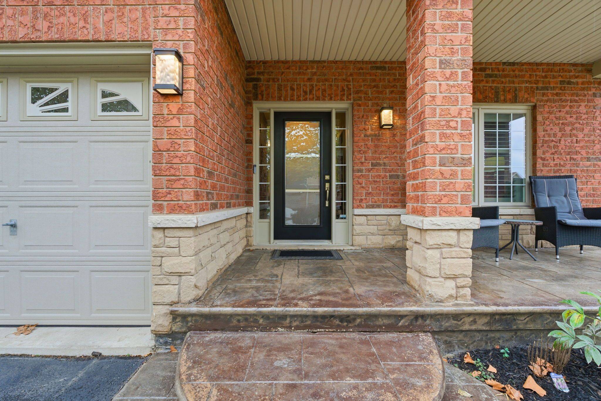 Hamilton, ON L0R 1P0,12 Hannon CRES