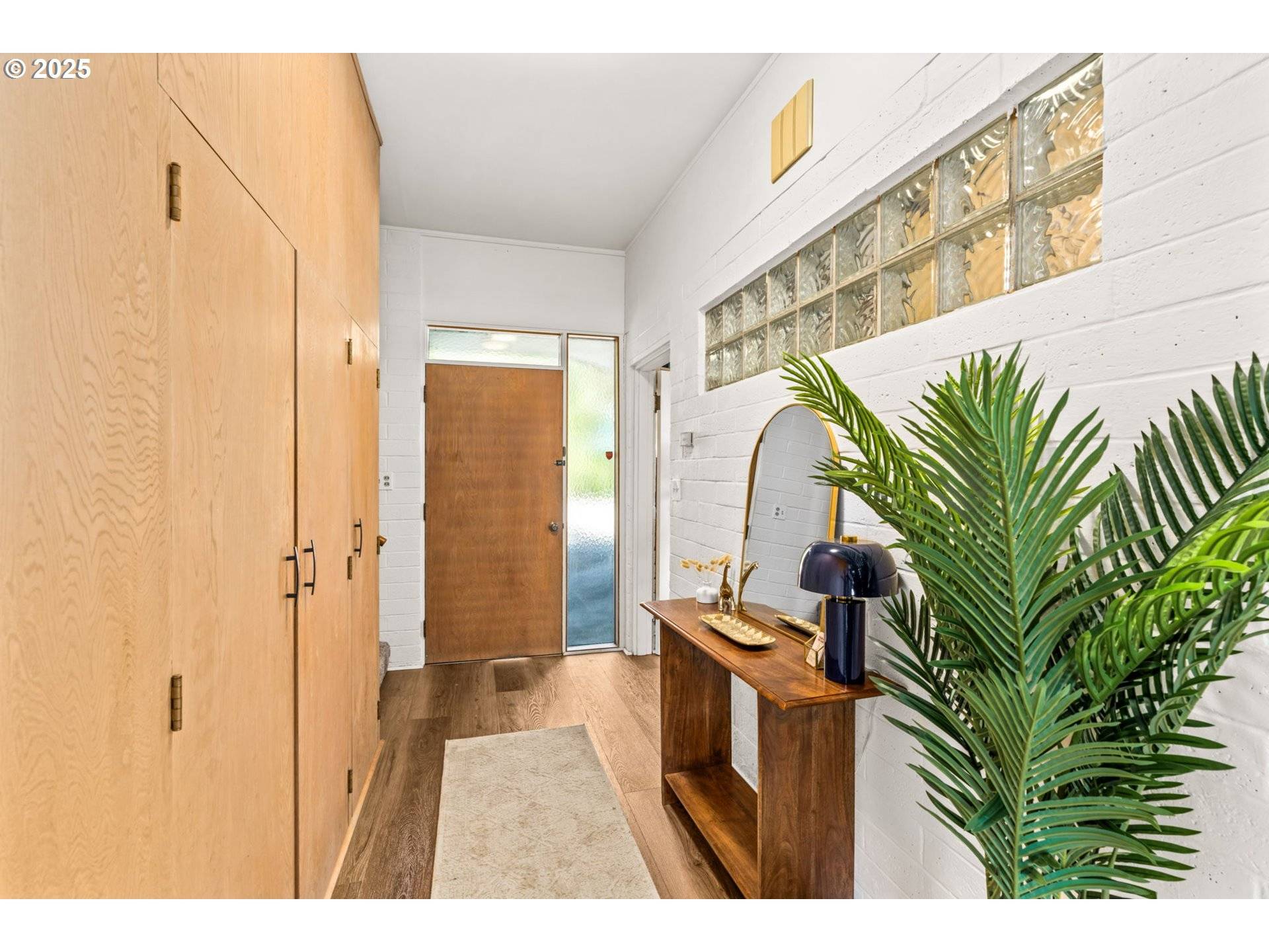 Eugene, OR 97405,3010 NESLO LN