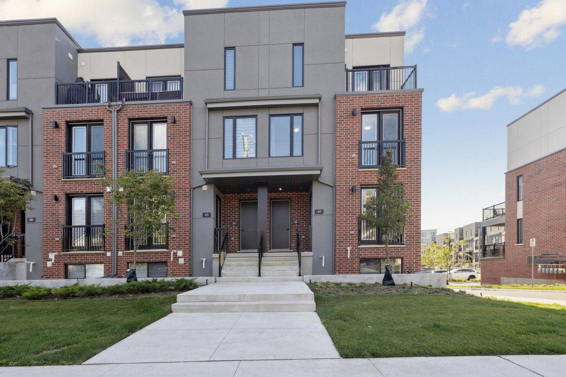 Waterloo, ON N2J 0G1,99 Roger ST #62