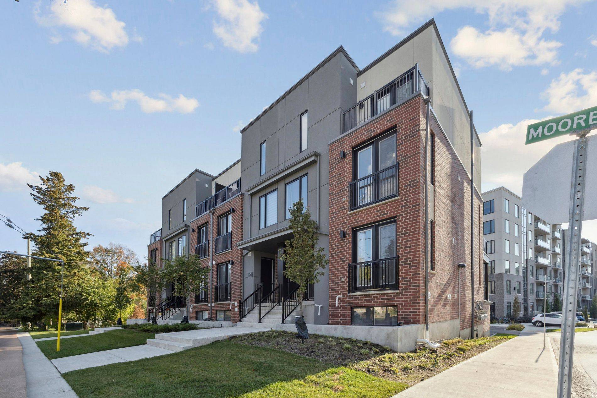 Waterloo, ON N2J 0G1,99 Roger ST #62