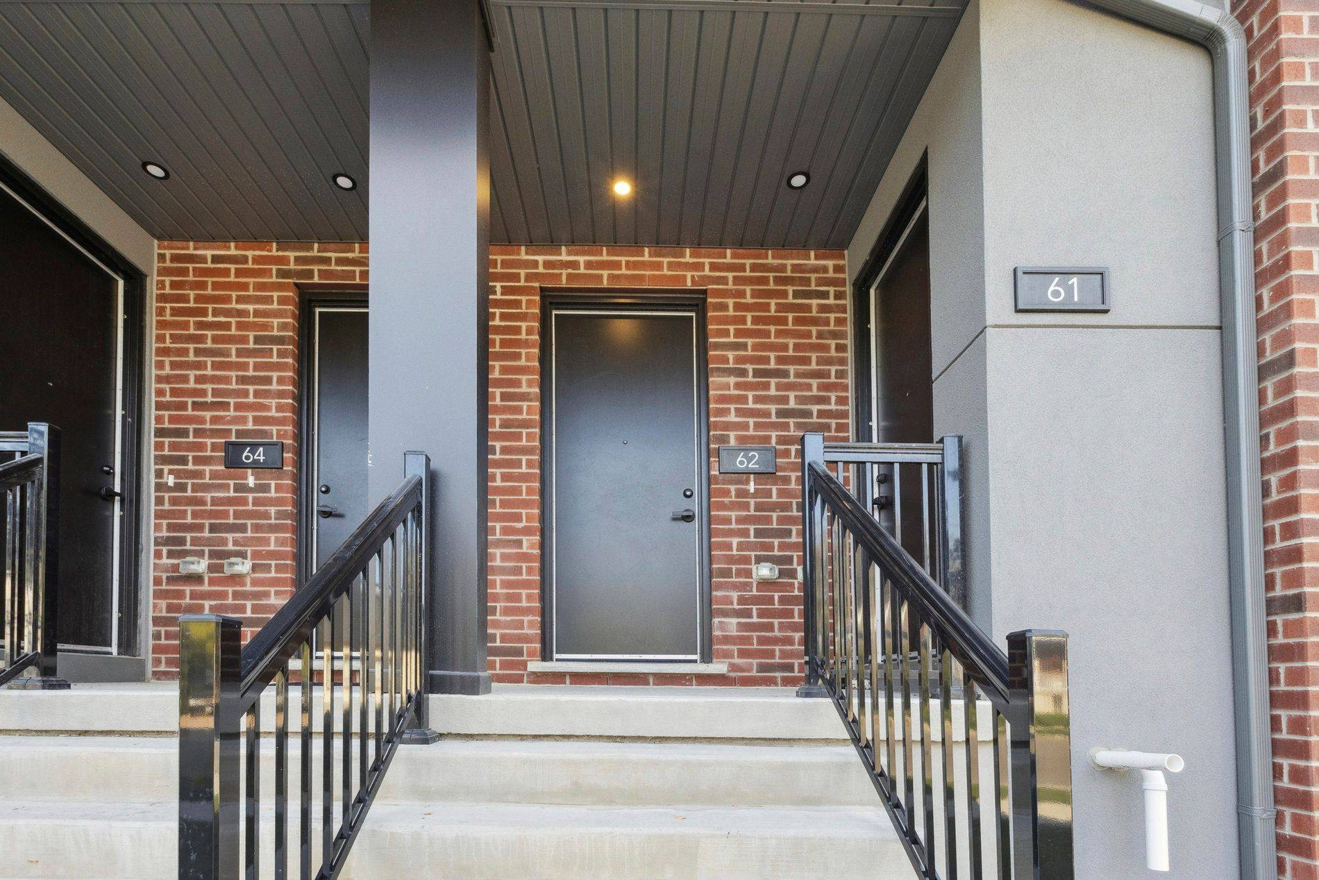 Waterloo, ON N2J 0G1,99 Roger ST #62