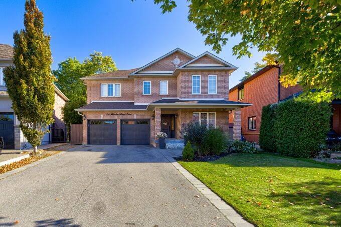 Vaughan, ON L4H 1N3,49 Humber Forest CT