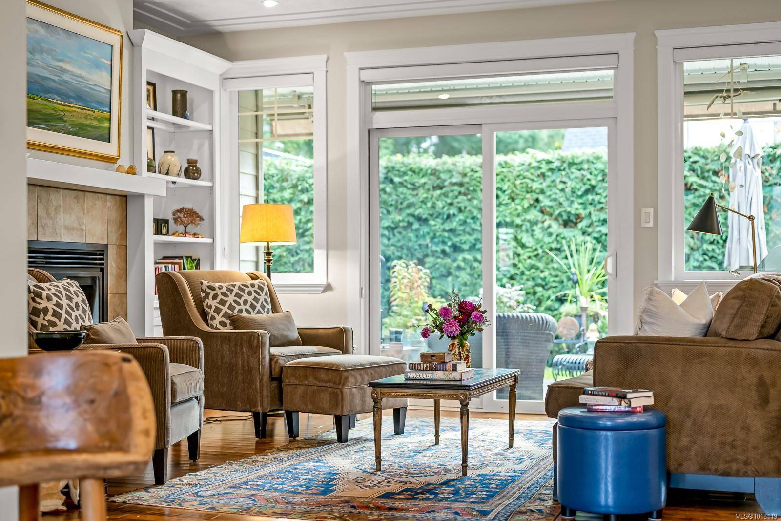 Comox, BC V9M 2B8,1861 Queens Ave