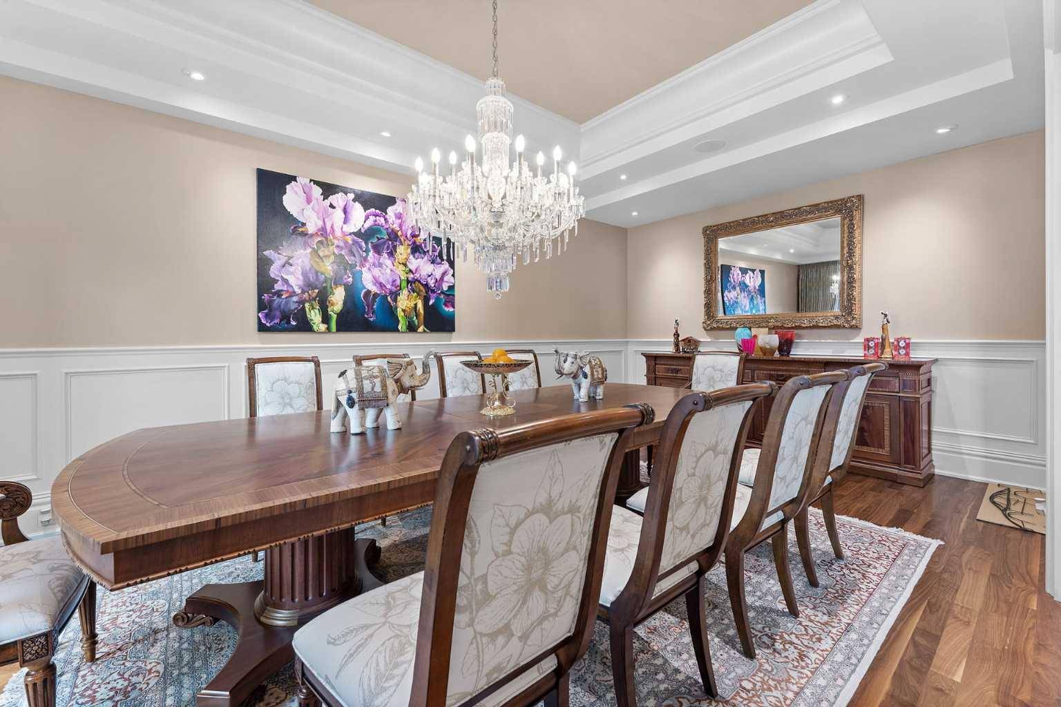 Calgary, AB T2V 2B9,1020 Bel-Aire DR SW