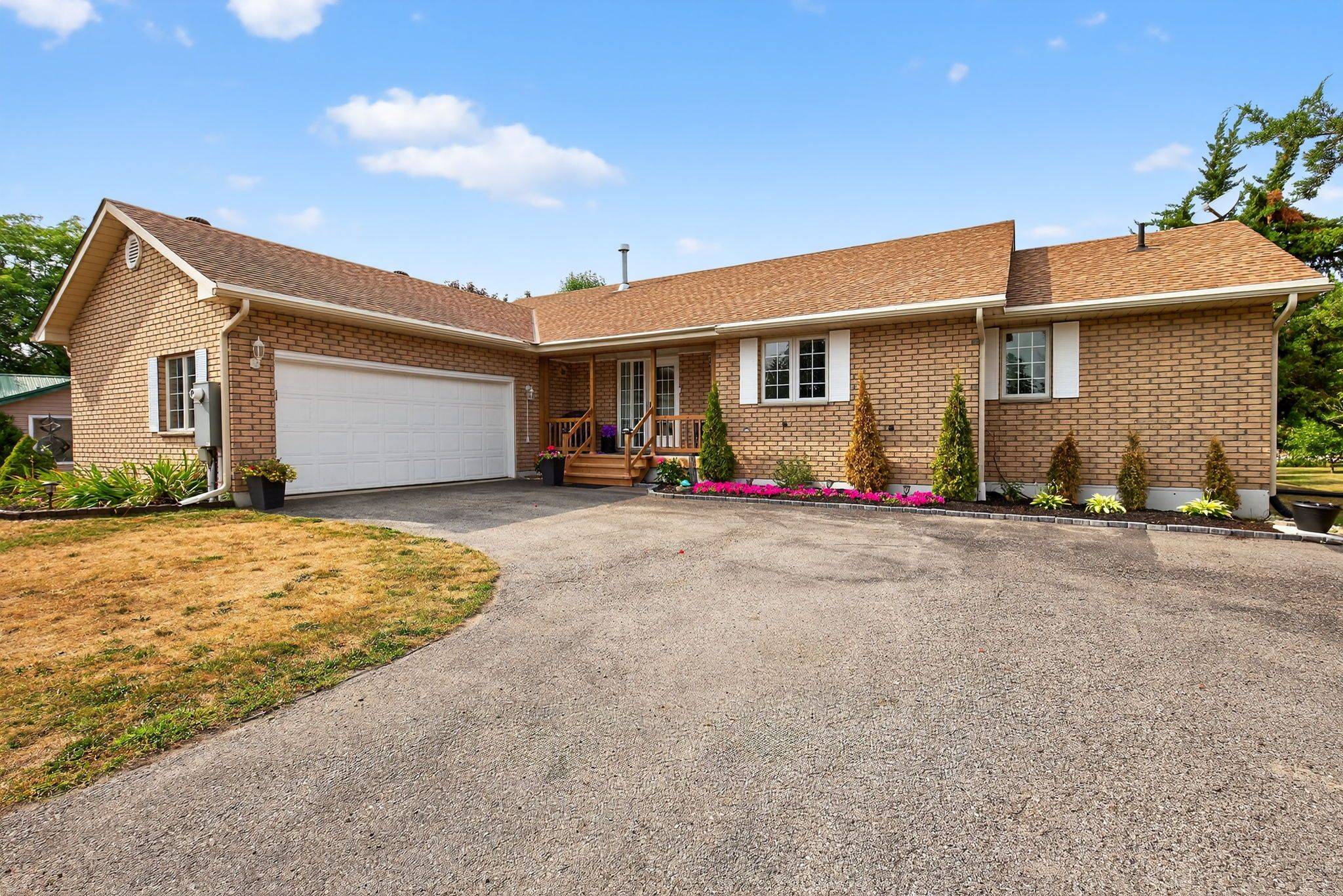 Ramara, ON L0K 1B0,141 Bayshore DR