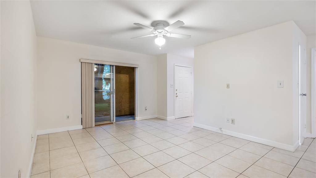 Coral Springs, FL 33071,875 Riverside Dr #717