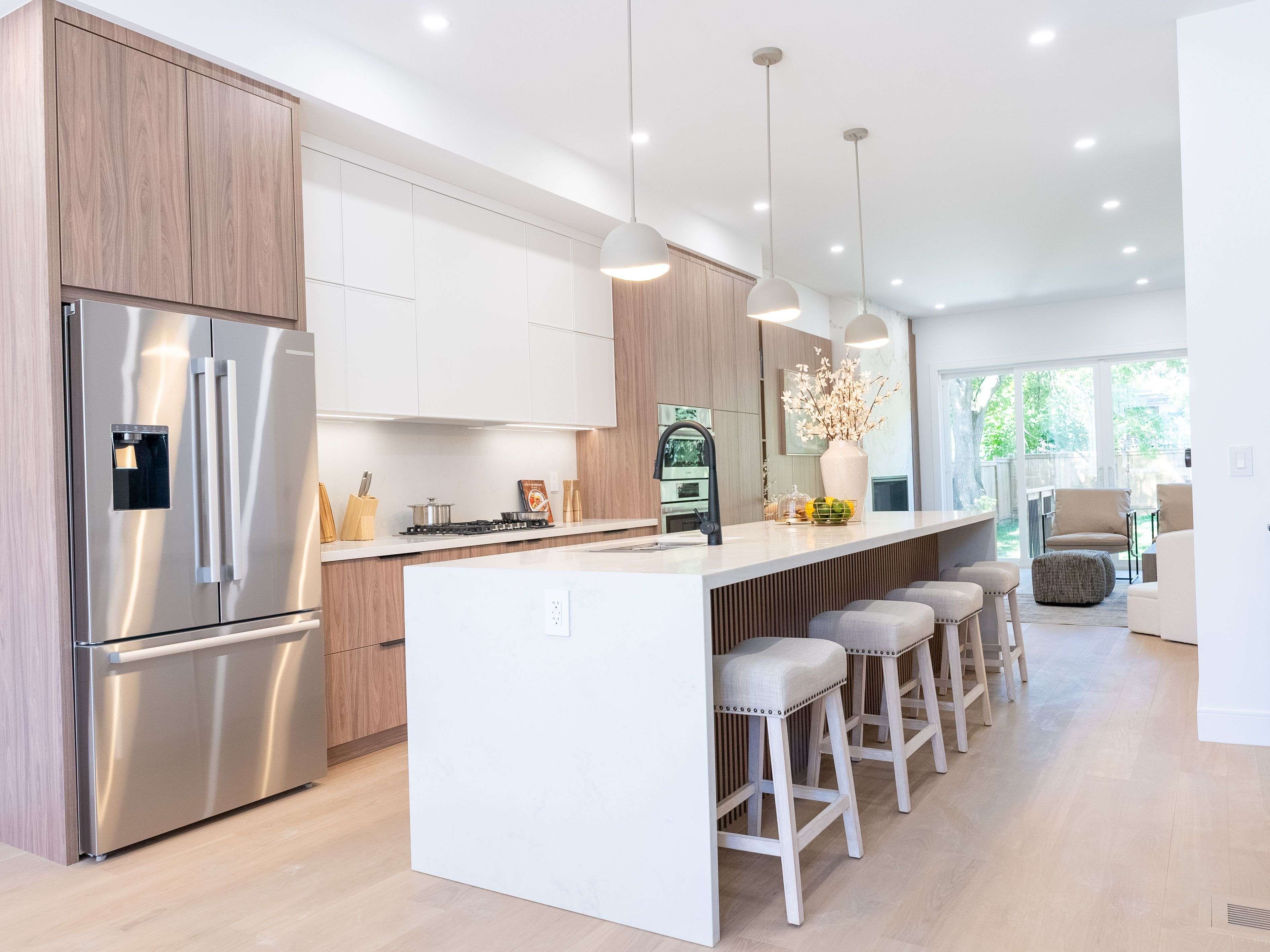 Toronto C07, ON M2N 1H2,92 Johnston AVE