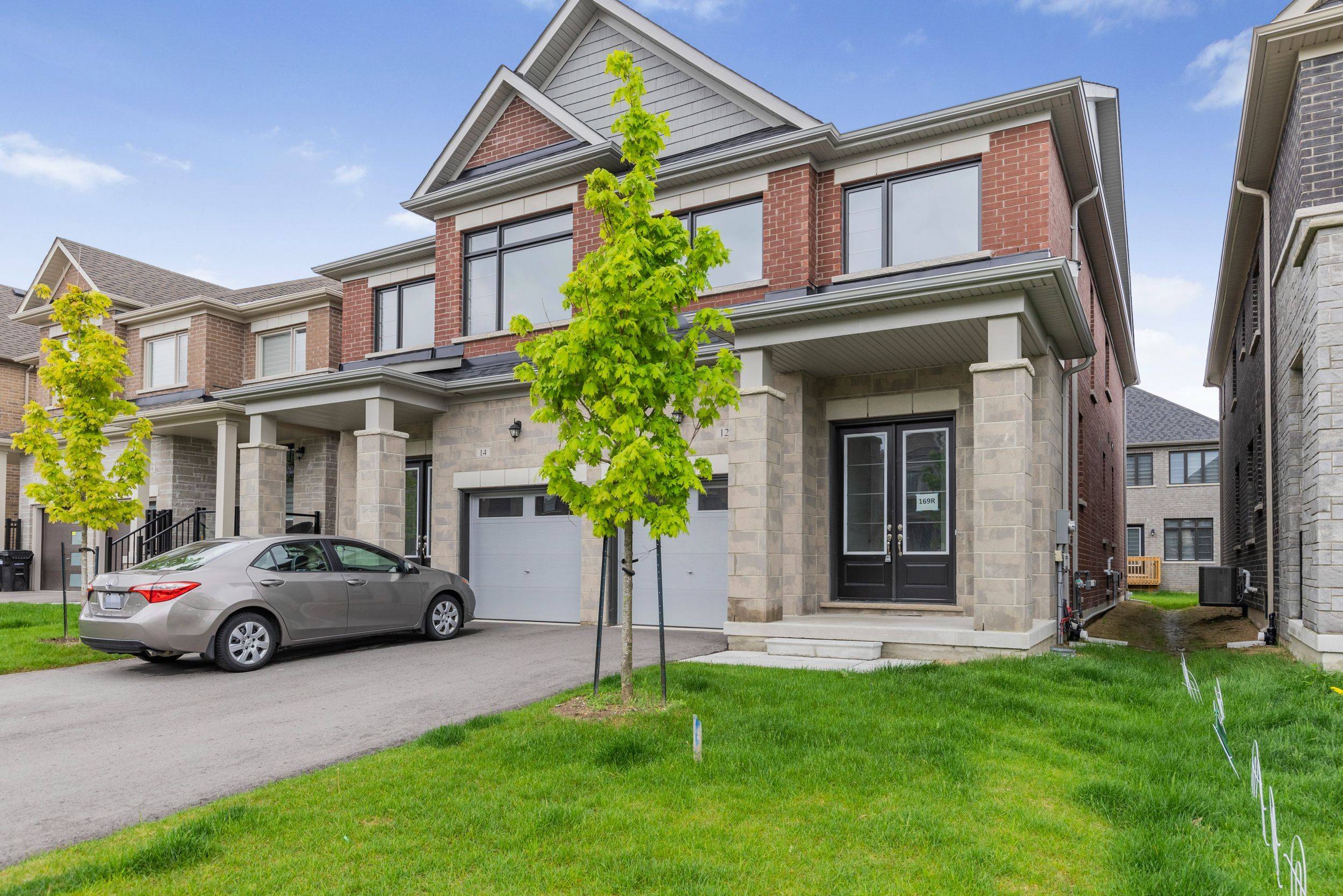 Springwater, ON L0L 1Y3,12 Sassafras RD