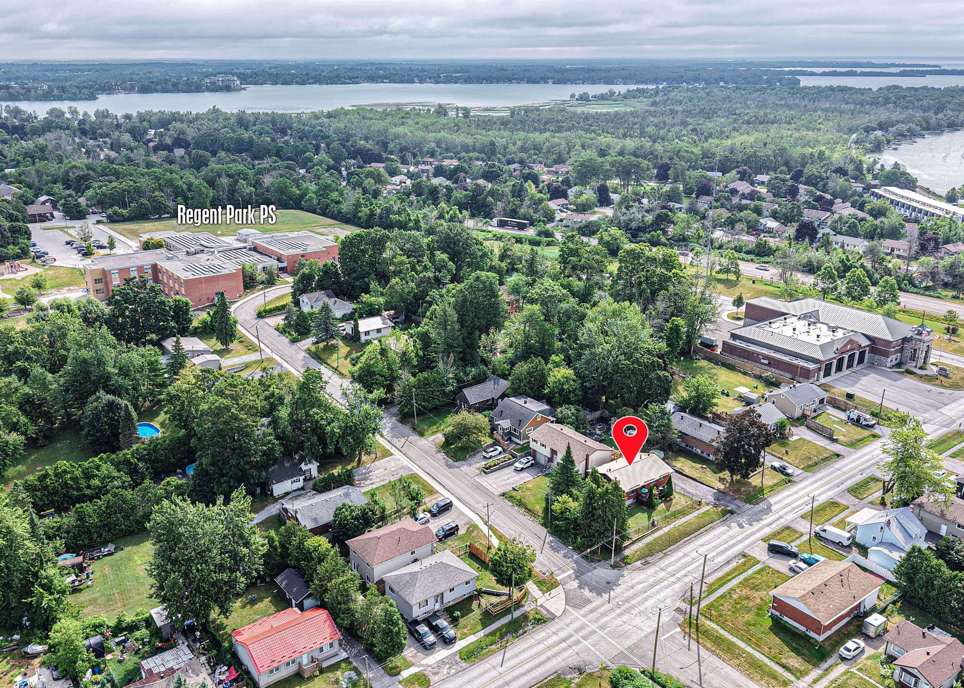 Orillia, ON L3V 1G8,129 Simcoe ST