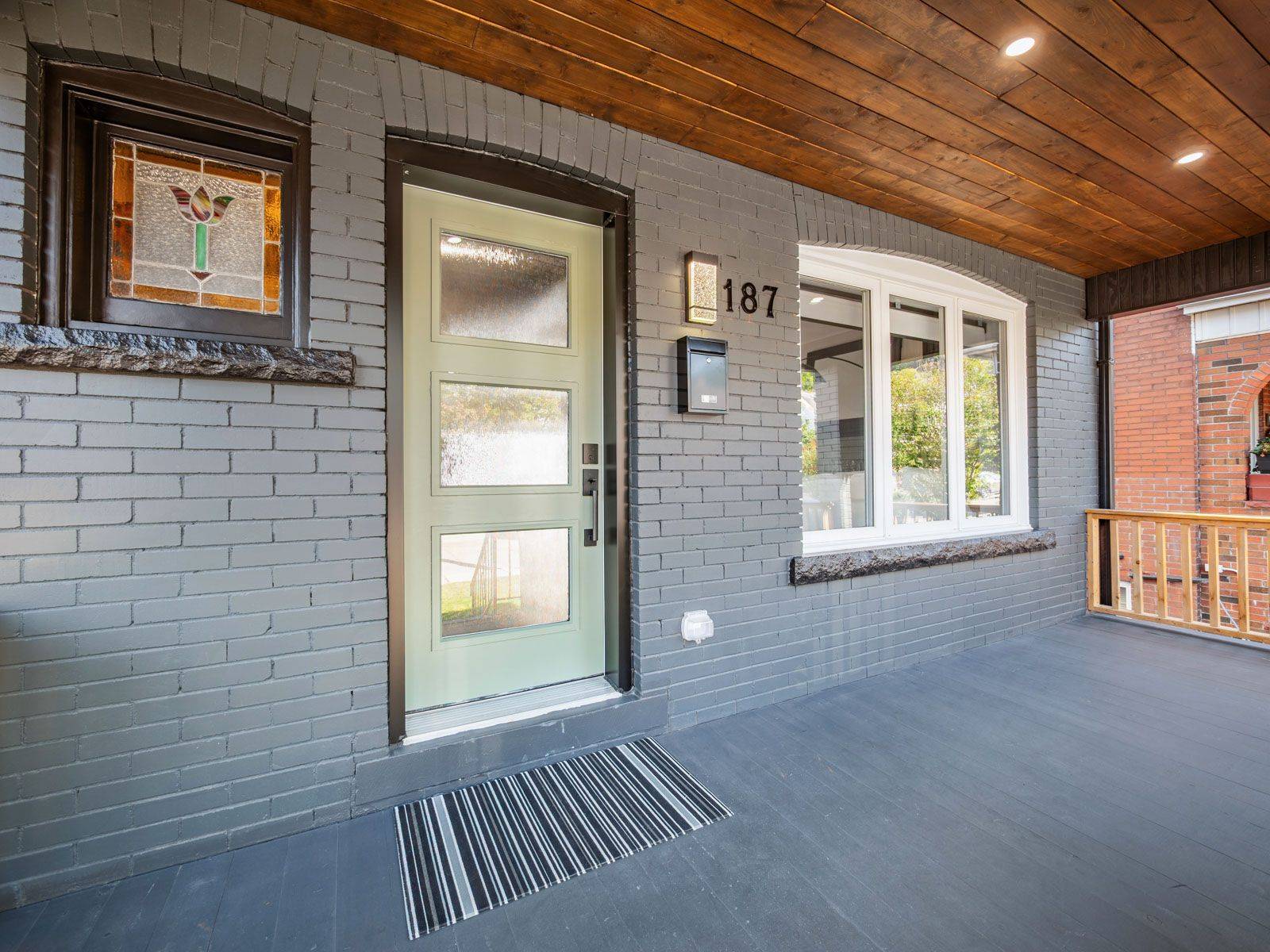 Hamilton, ON L8M 3J4,187 Rosslyn AVE S