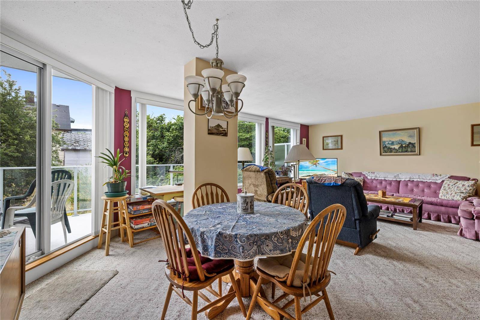 Nanaimo, BC V9S 5S8,220 Townsite Rd #202