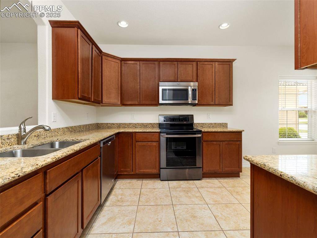 Pueblo, CO 81005,5522 Ventana CT