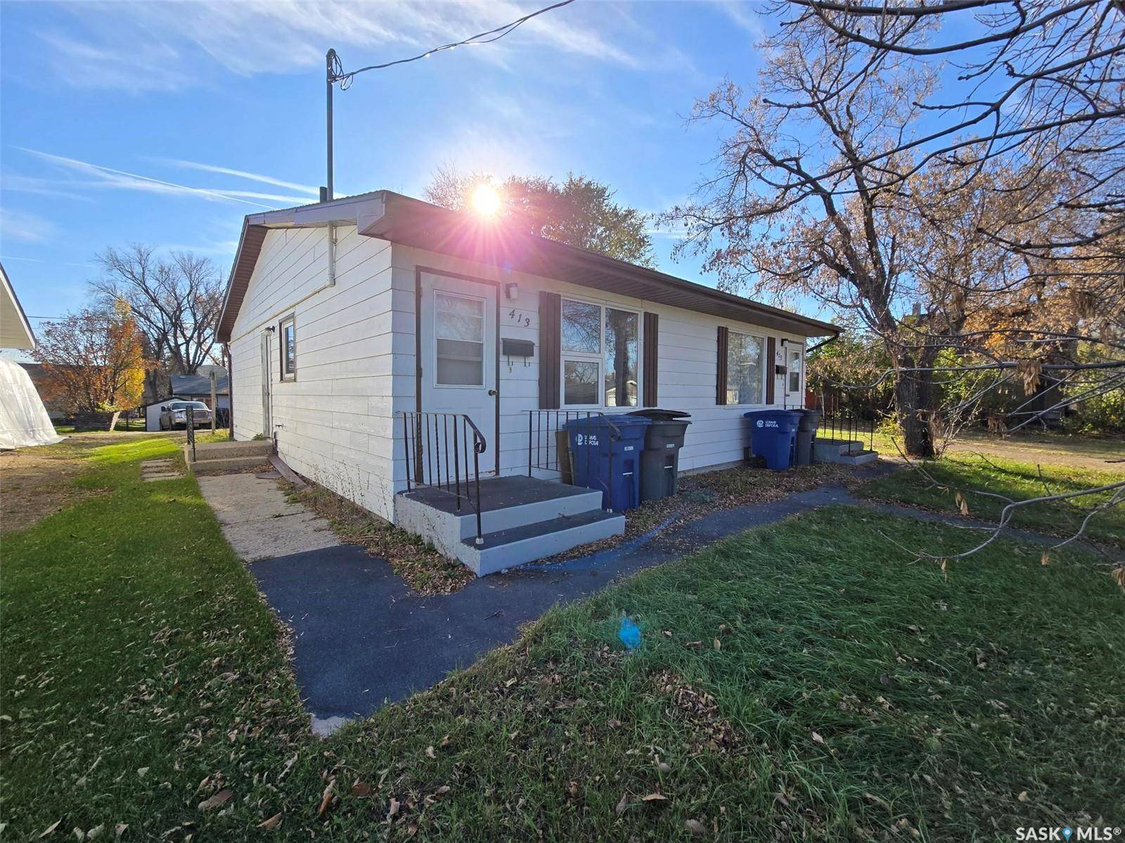 Broadview, SK S0G 0K0,413-415 Calgary STREET