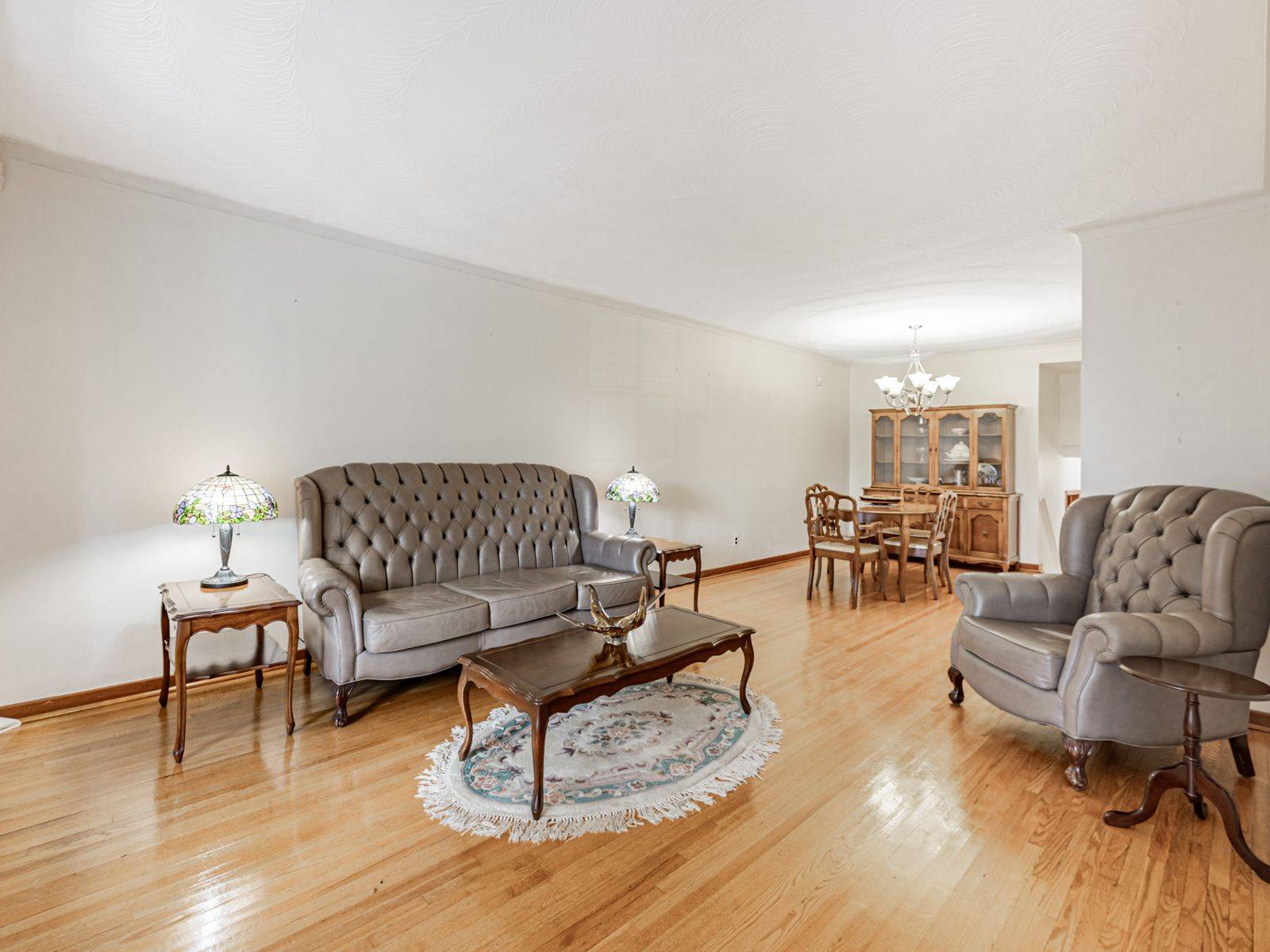 Toronto E04, ON M1P 1R6,205 Vauxhall DR