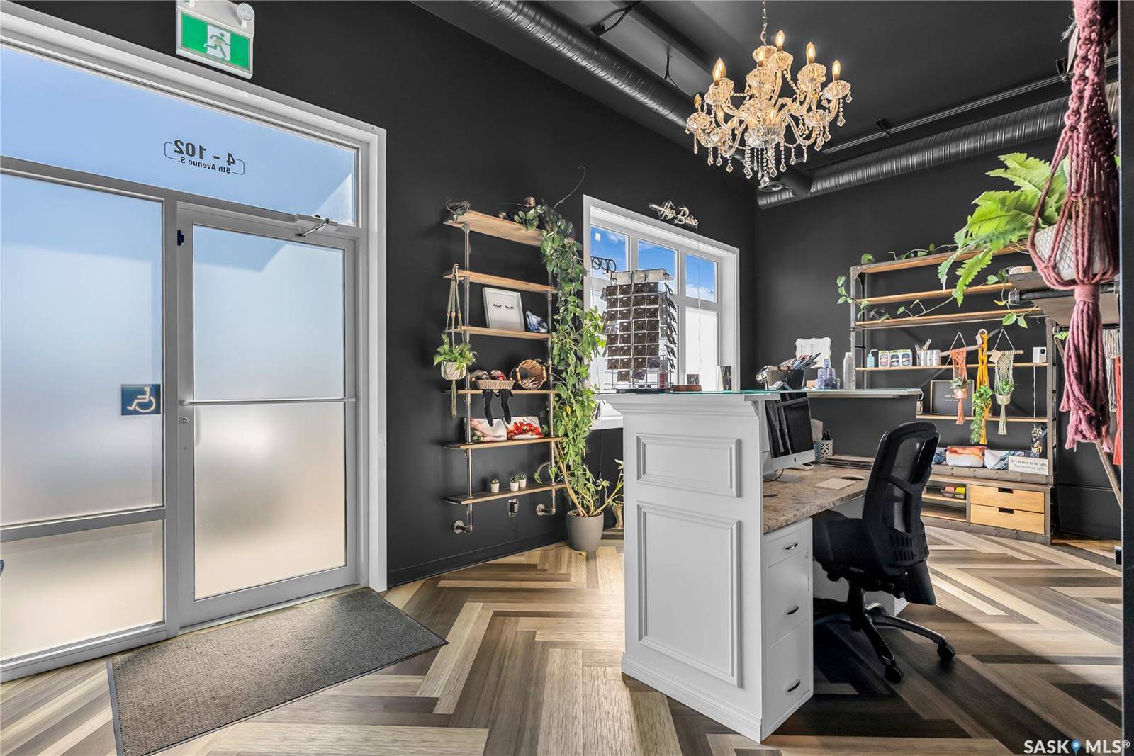 Warman, SK S0K 4S2,102 5th AVENUE S #4A