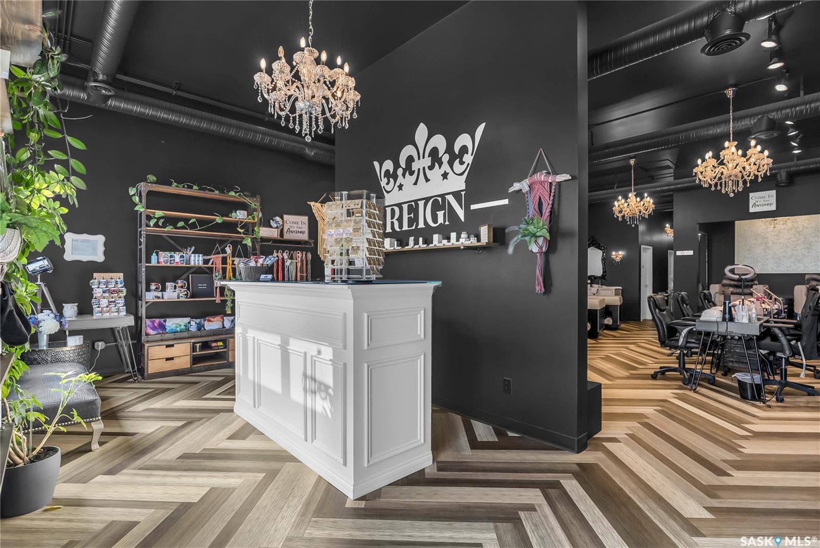 Warman, SK S0K 4S2,102 5th AVENUE S #4B