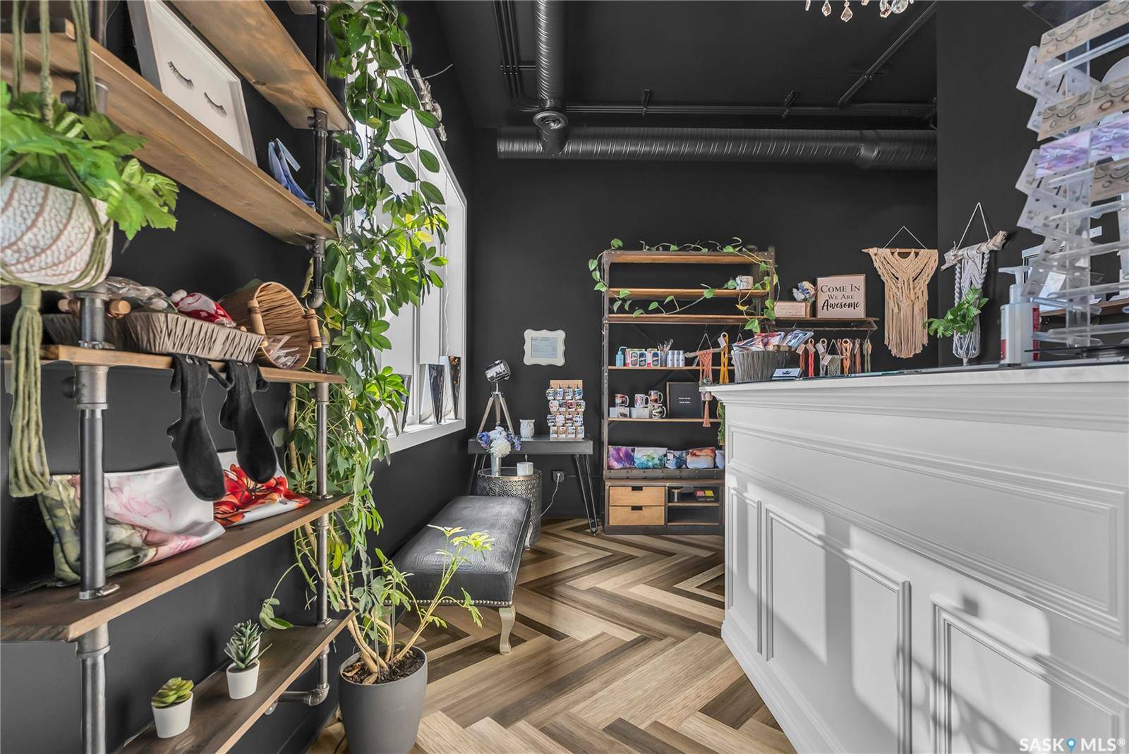 Warman, SK S0K 4S2,102 5th AVENUE S #4B