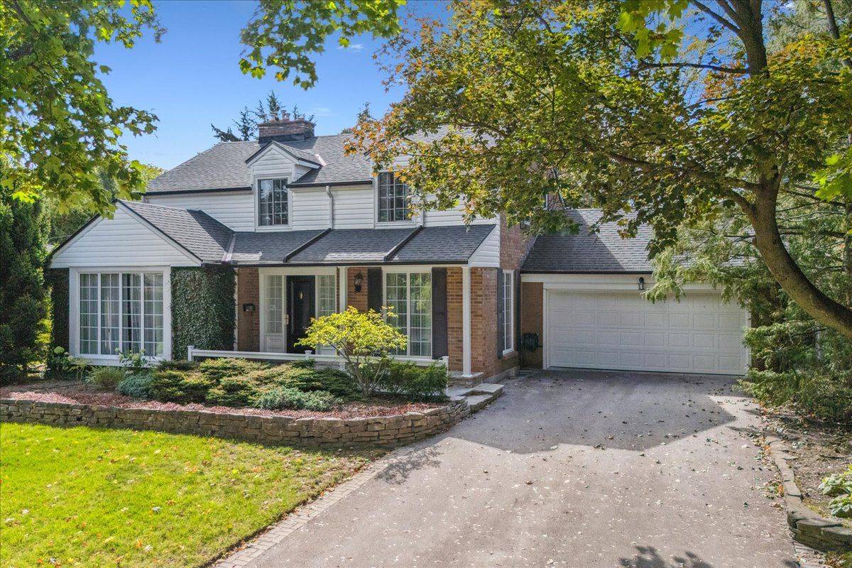 Burlington, ON L7L 2C8,222 STRATHCONA DR