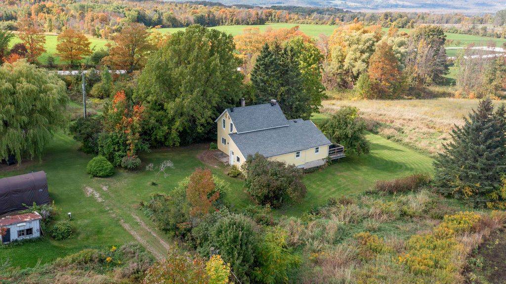 Blue Mountains, ON N0H 1J0,355695 The Blue Mountain Euphrasia Townline