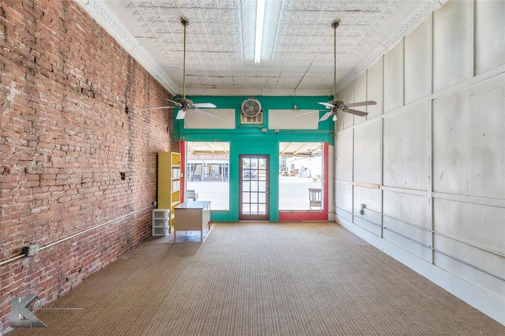 Hamlin, TX 79520,331 S Central Avenue