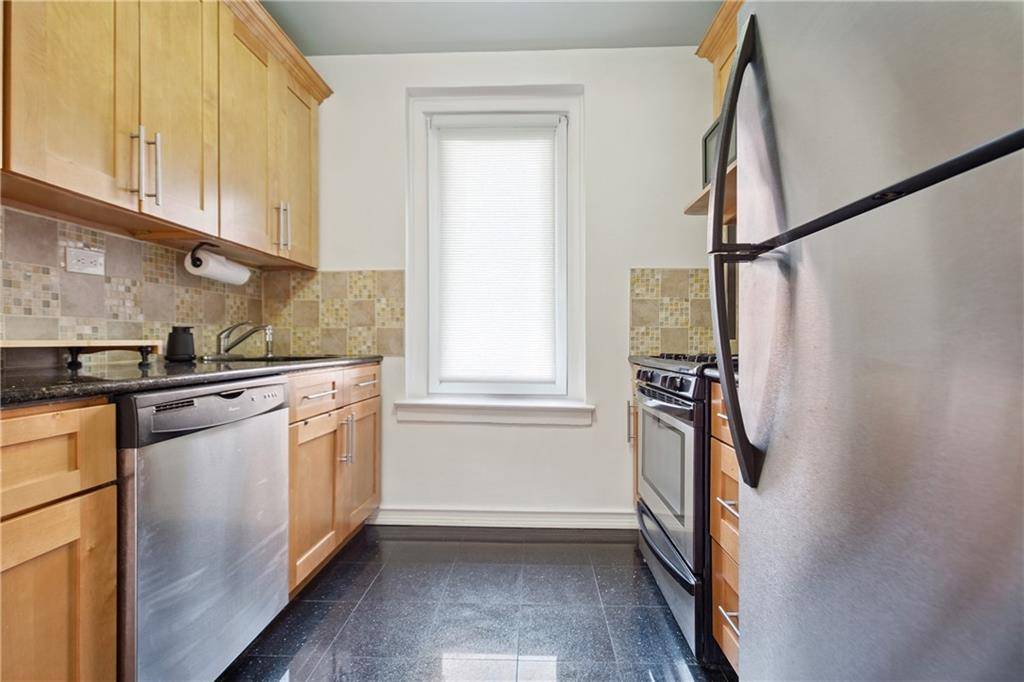 Brooklyn, NY 11209,9524 Ft. Hamilton Pkwy #507