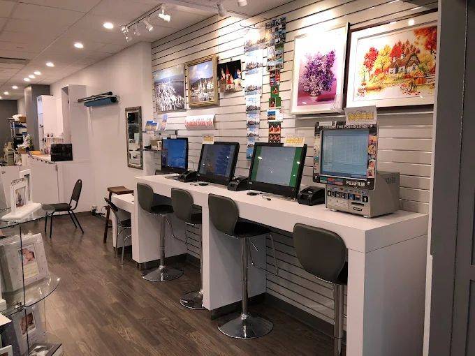 Toronto C03, ON M4P 1E4,2300 Yonge ST #C029