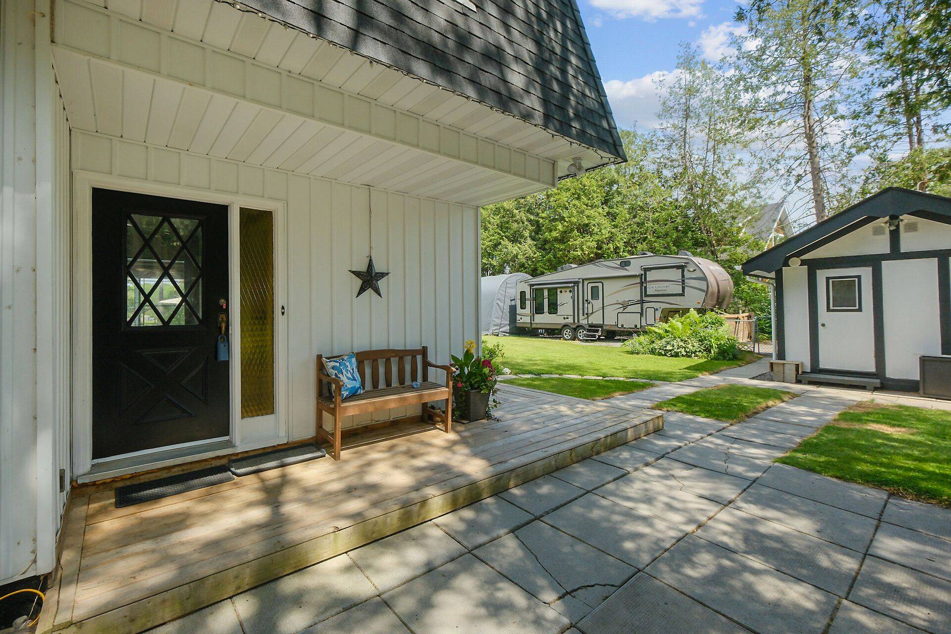 Constance Bay - Dunrobin - Kilmaurs - Woodlawn, ON K0A 3M0,4440 Tranquility LN