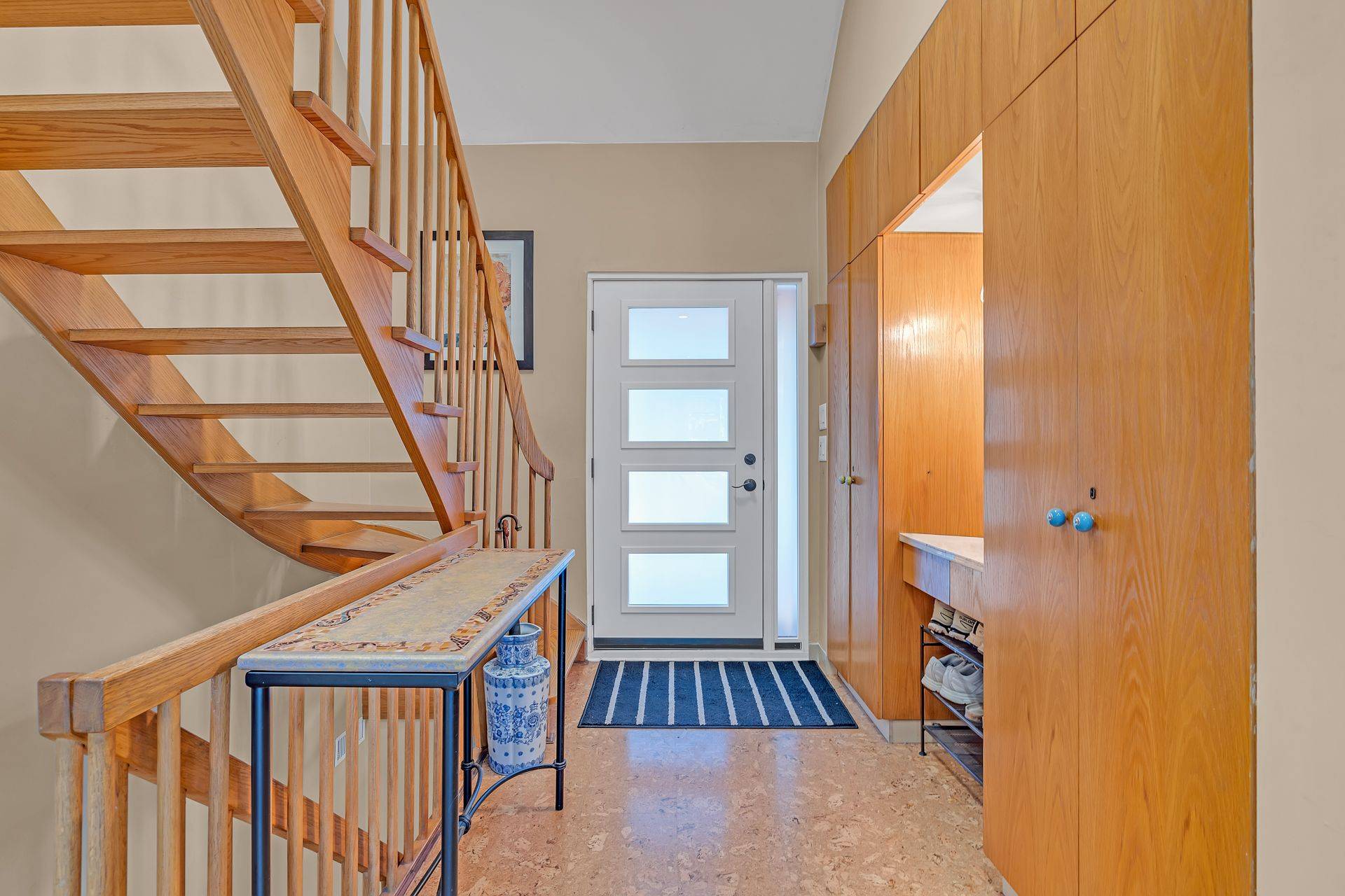 Toronto W04, ON M6M 2S1,61 Parkchester RD