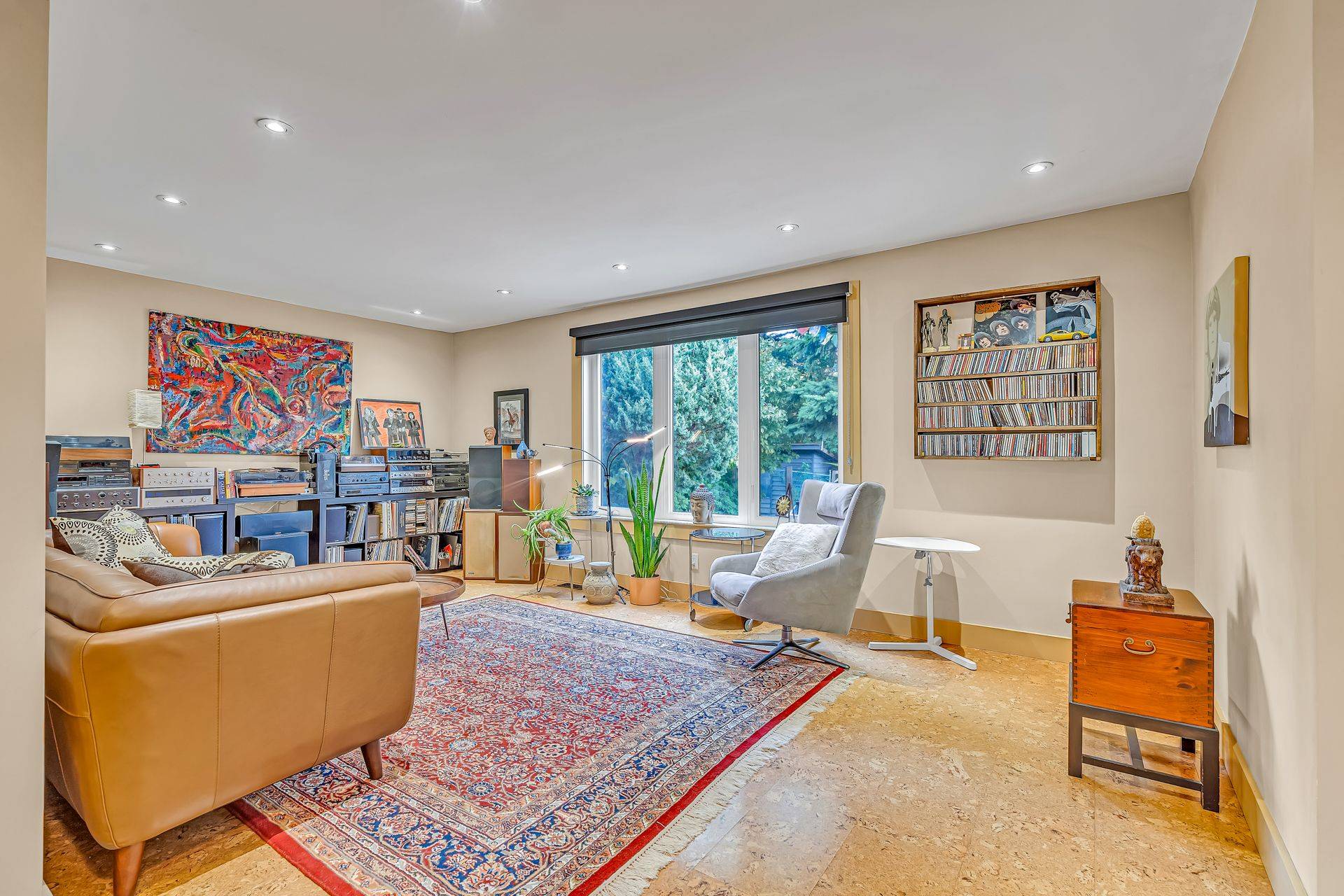 Toronto W04, ON M6M 2S1,61 Parkchester RD