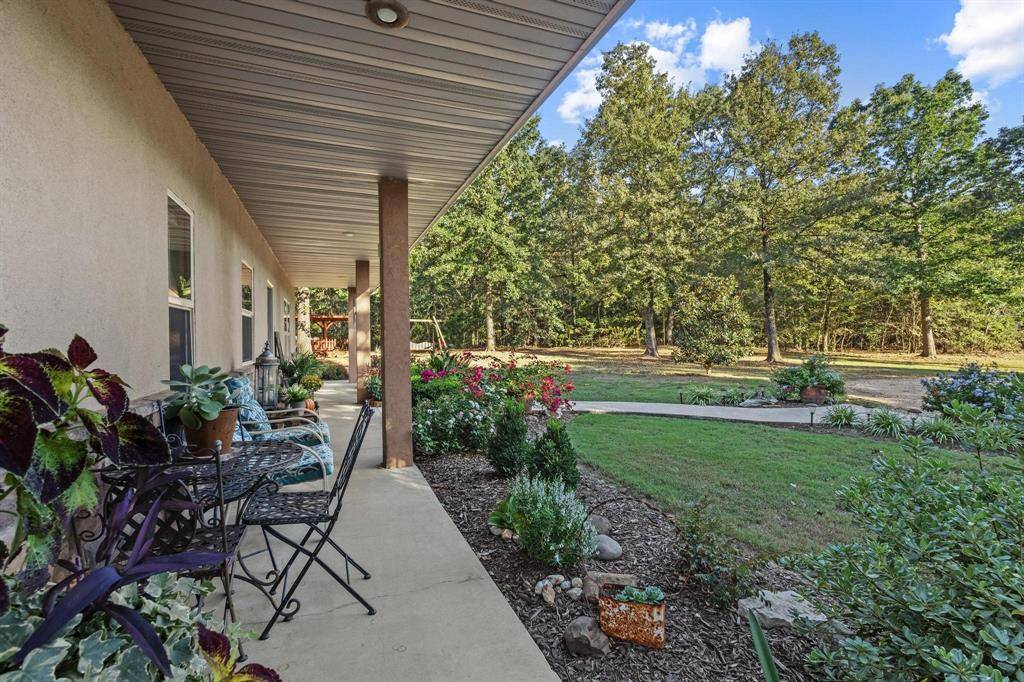 Detroit, TX 75436,312 County Road 2100