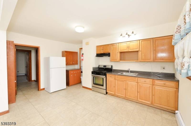 Hawthorne Boro, NJ 07506,91 Mawhinney Ave