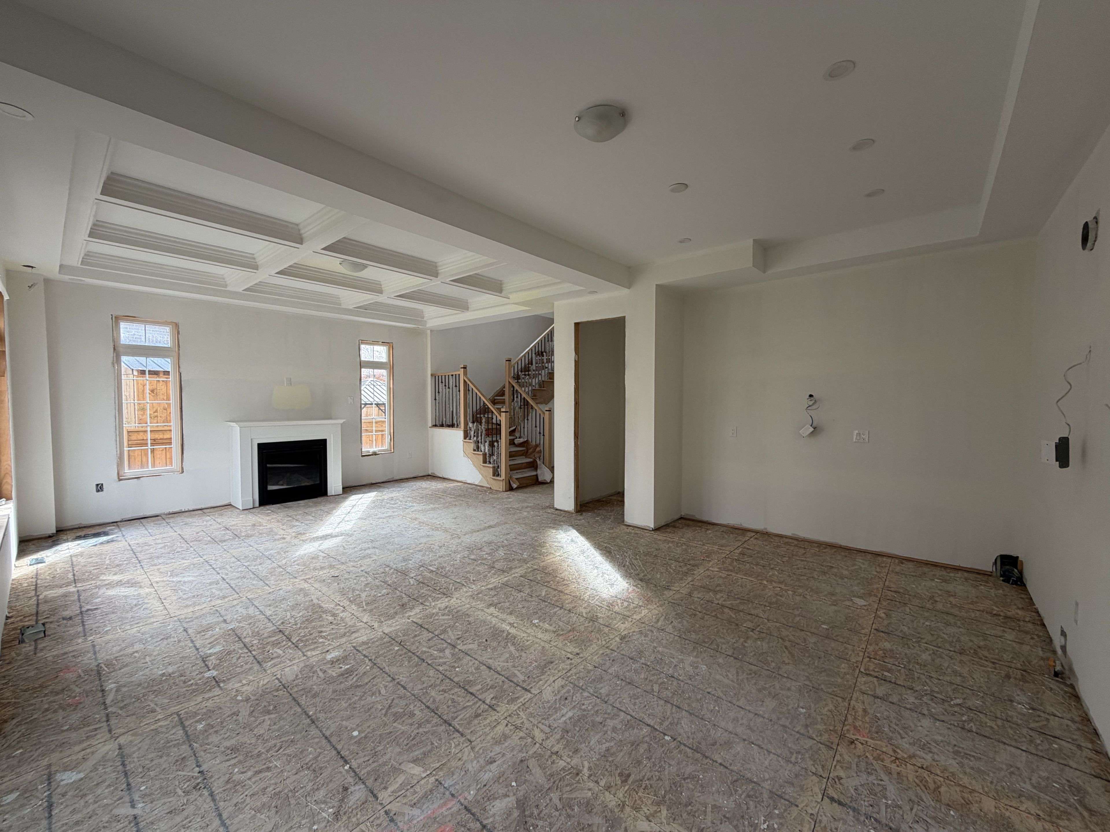 Springwater, ON L0L 1Y3,95 Calypso AVE