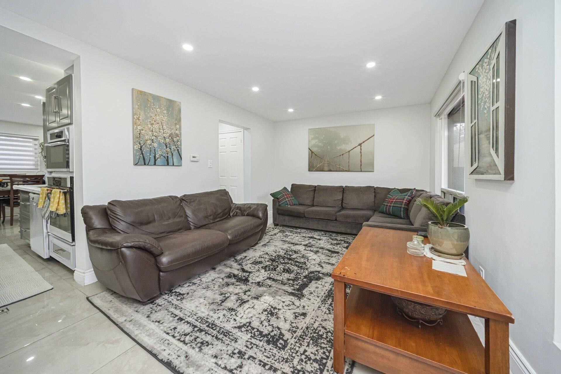 Brampton, ON L6T 3Z4,22 Carleton PL