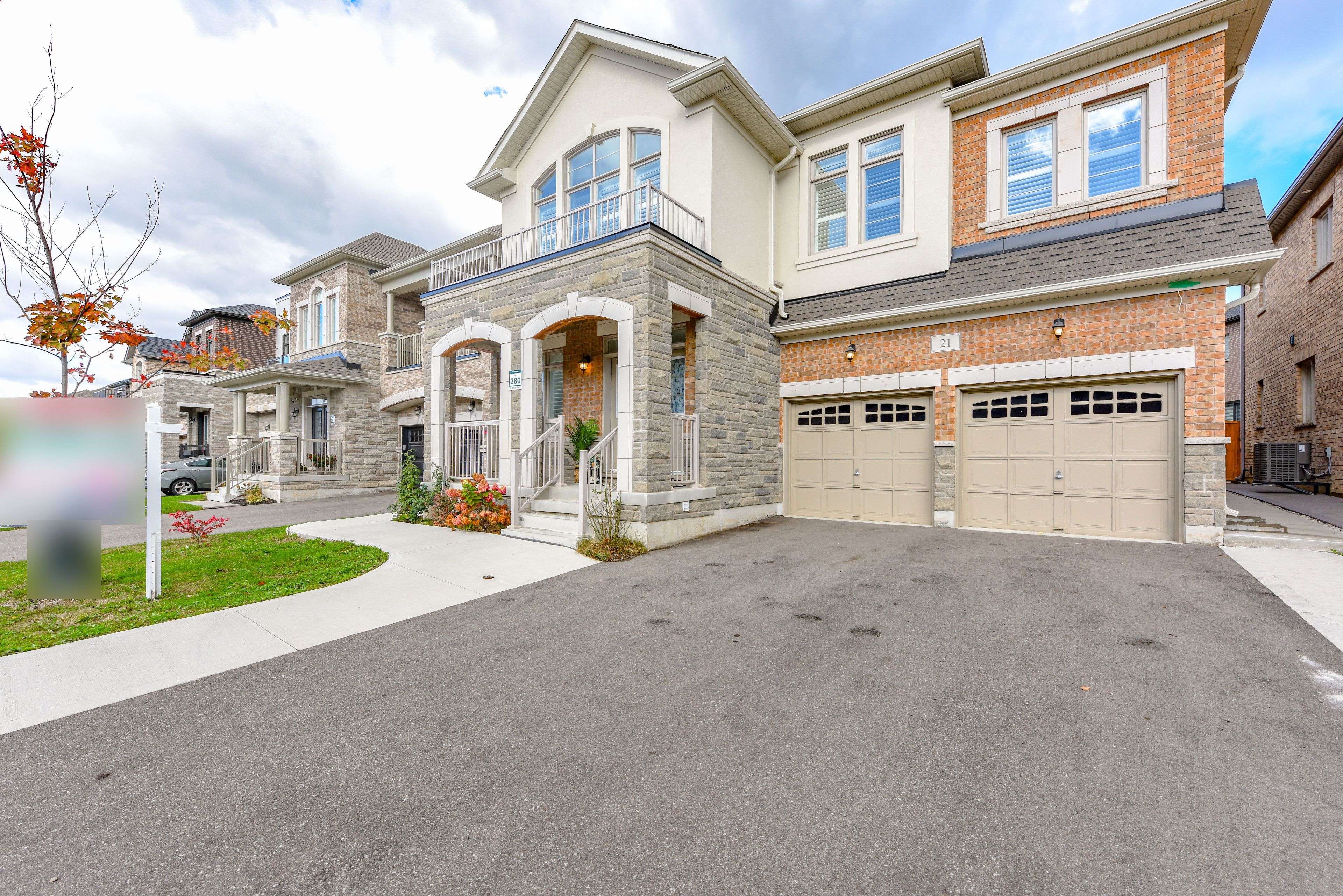 Hamilton, ON L8B 1Z6,21 CATTAIL CRES