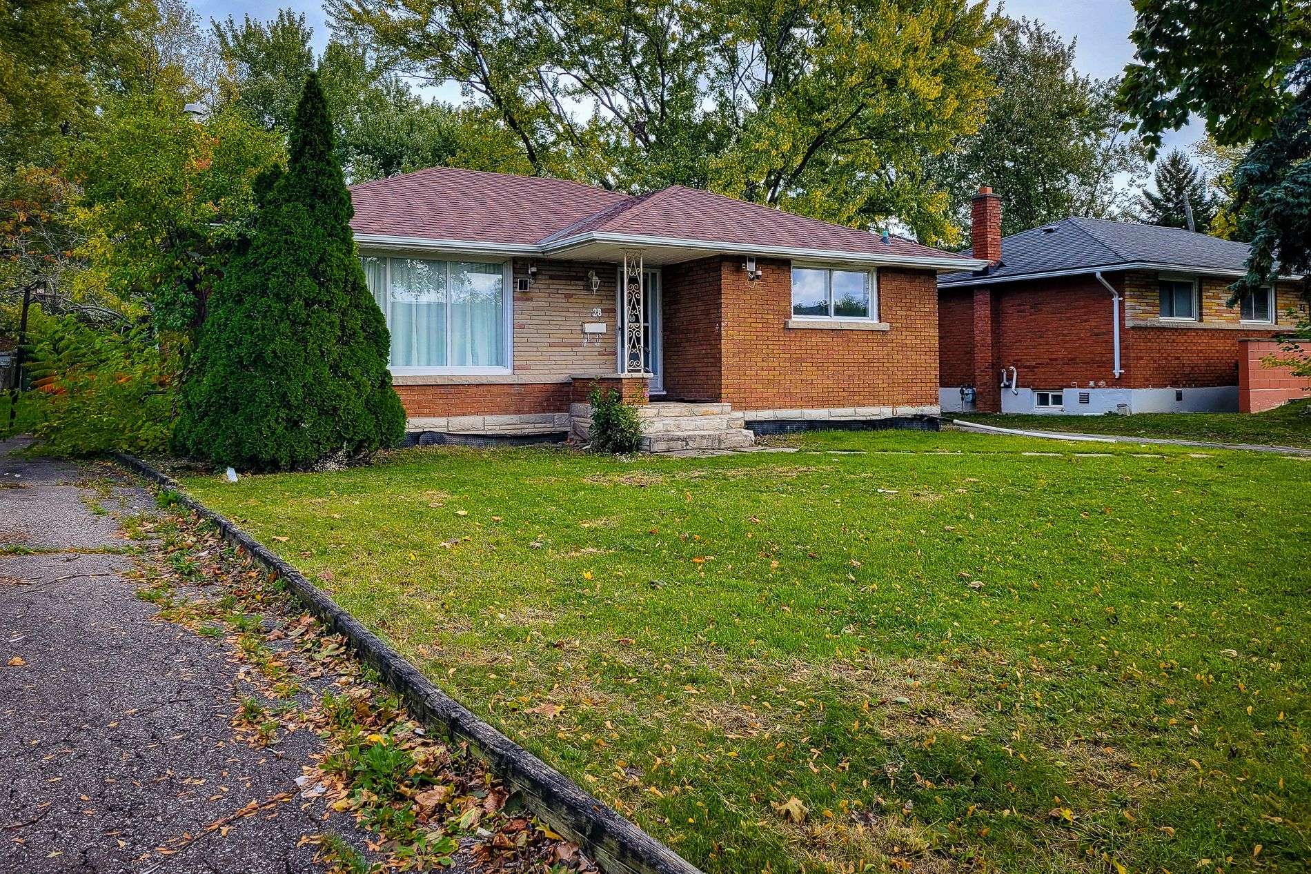 St. Catharines, ON L2T 2T9,28 Glengarry RD