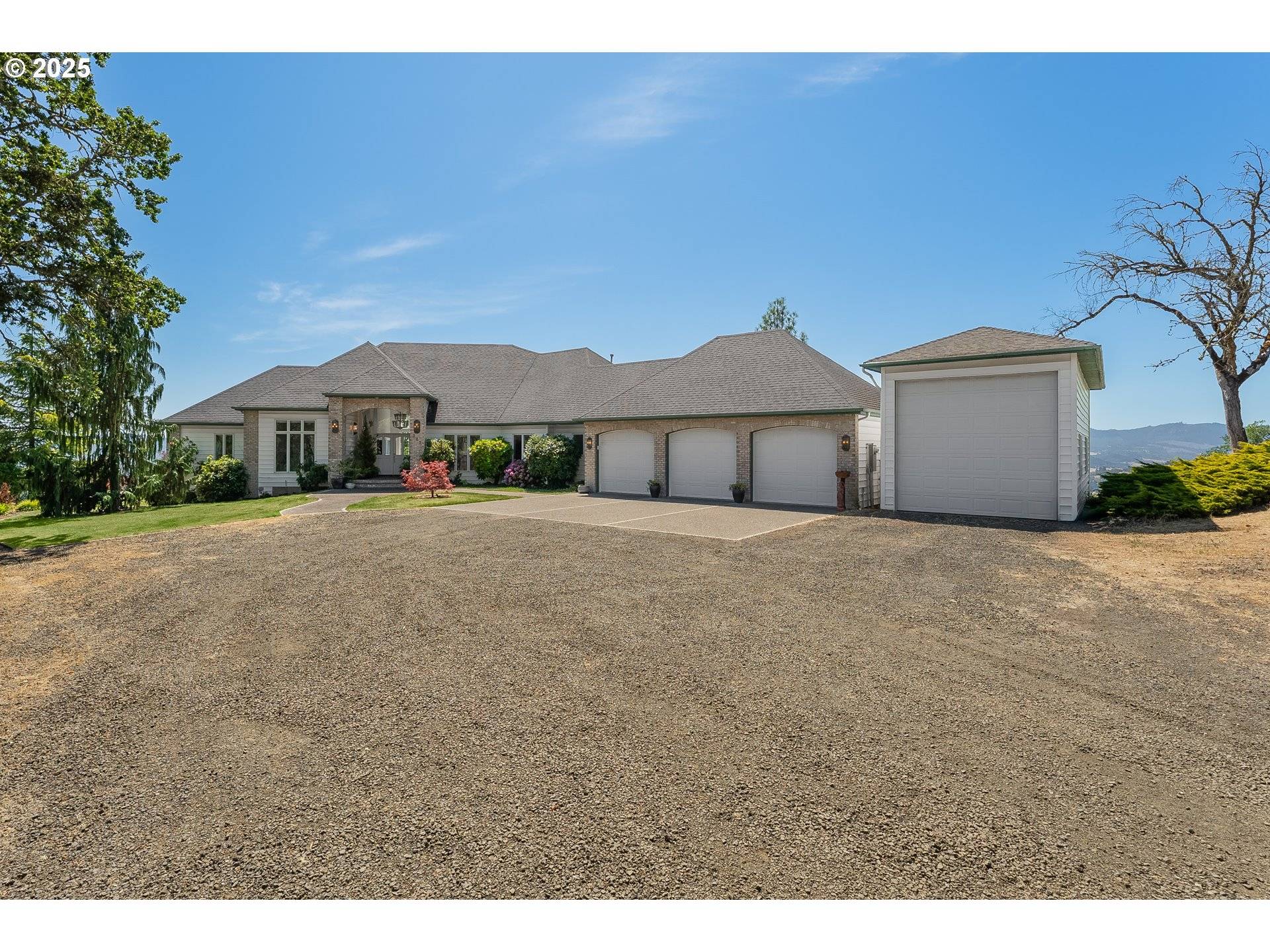 Roseburg, OR 97471,282 REDTAIL RIDGE LN