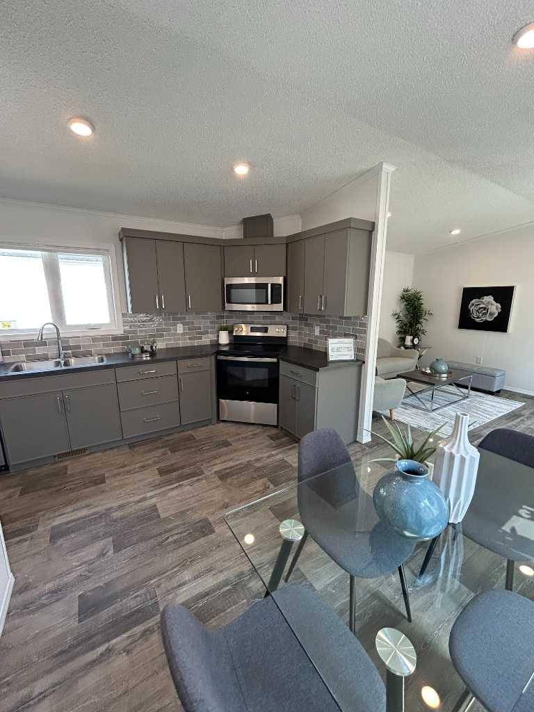 Fort Mcmurray, AB T9K2H5,140 Caouette CRES