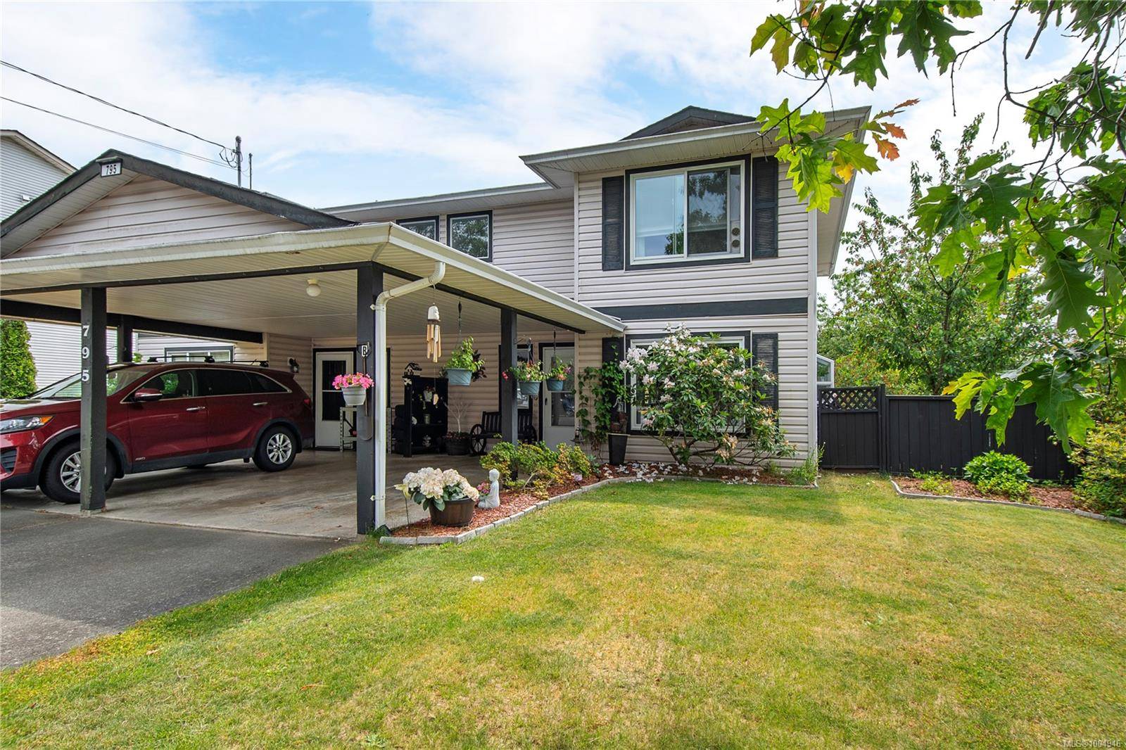 Campbell River, BC V9W 7Z1,795 Robron Rd #B