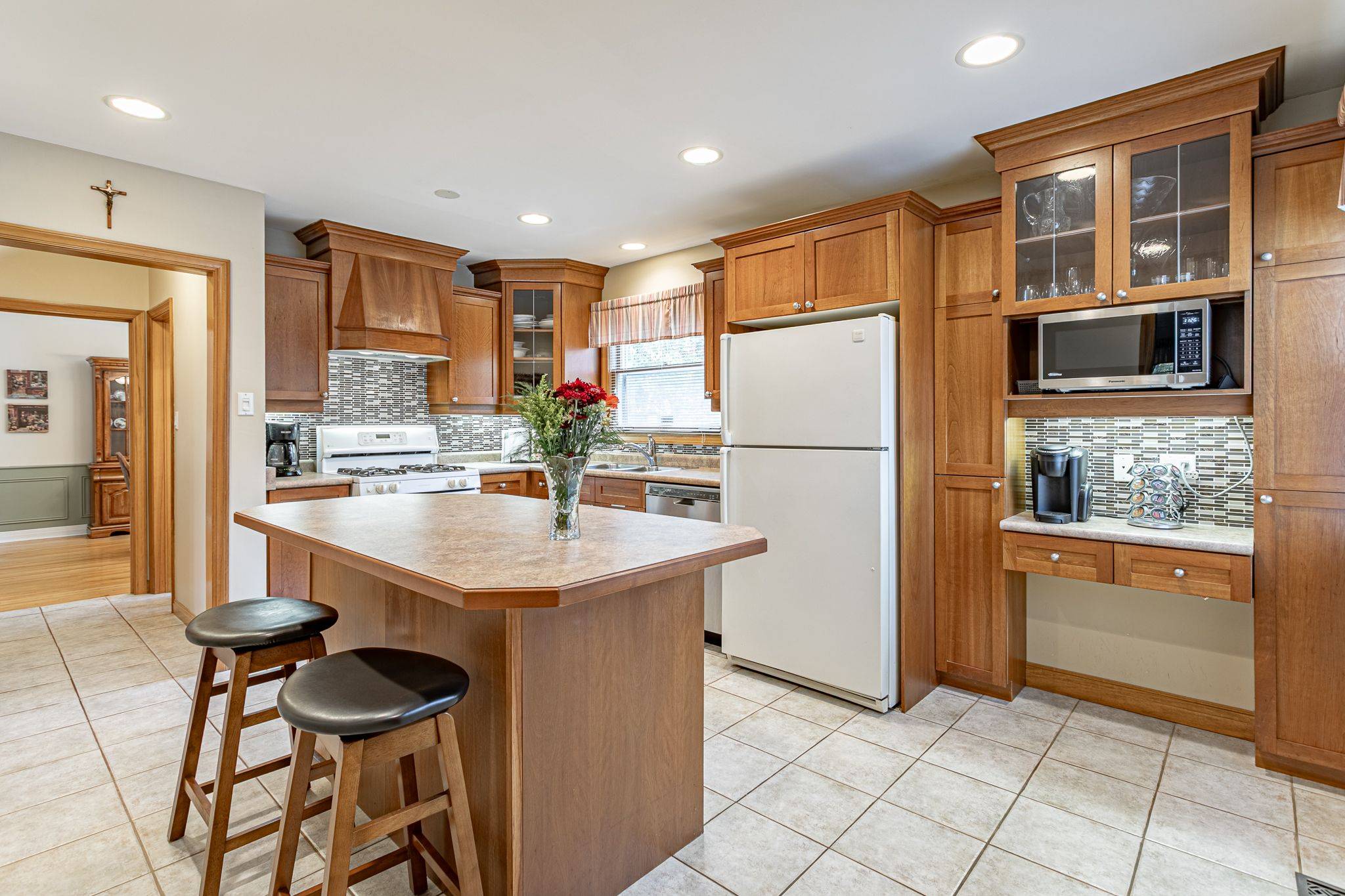 London South, ON N6J 3C9,836 Westbury CRES