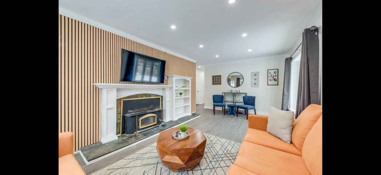 Mississauga, ON L5M 1B2,22 Sora DR W