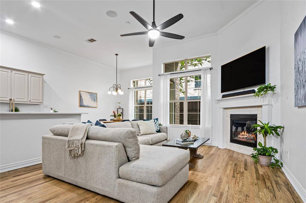 Dallas, TX 75204,2205 Eriksson Lane