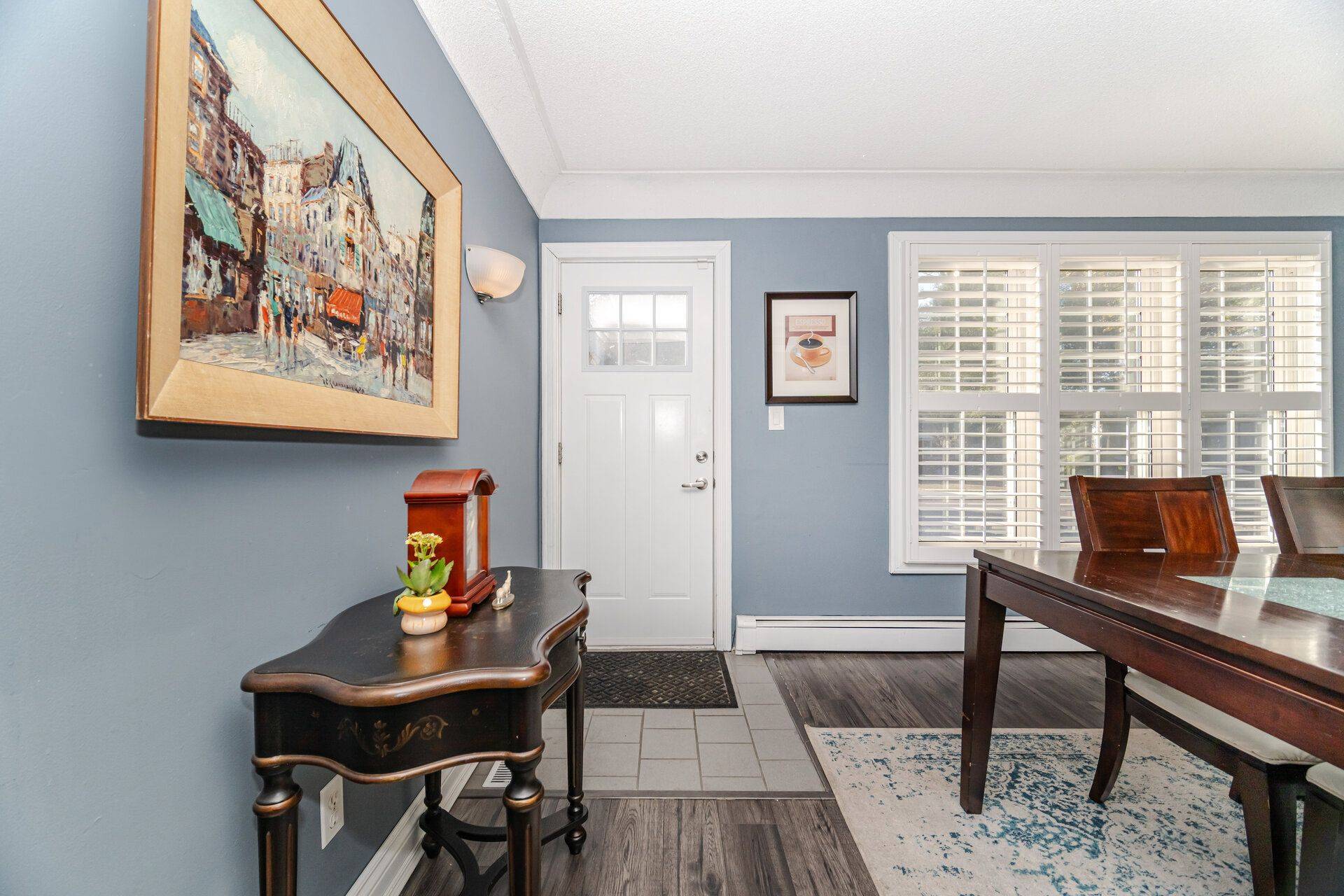 Hamilton, ON L8T 3G9,91 East 44th ST